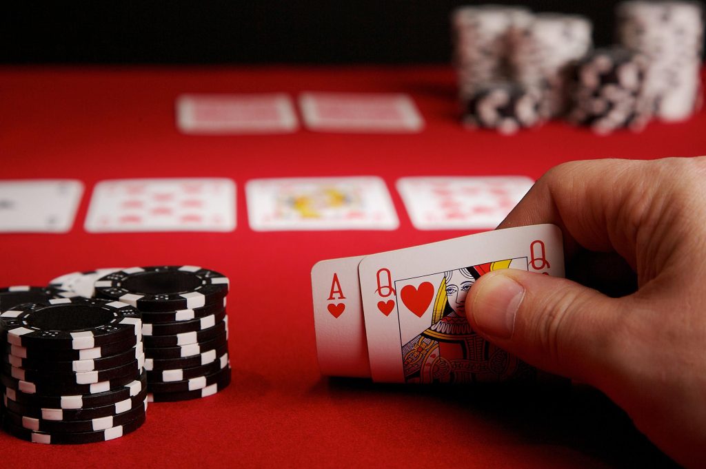 Strategi Stud Poker Dalam Mengatasi Kesulitan di Fifth Street